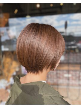 イニシオ(inicio) やわらかショートヘア