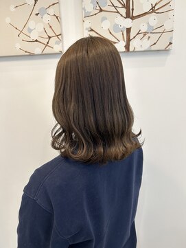 ナギ 栃木(nagi) アッシュベージュ