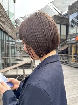 ミィ 表参道(mee.) 似合わせカット ボブヘア 縮毛矯正 ミニボブ 切りっぱなしボブ