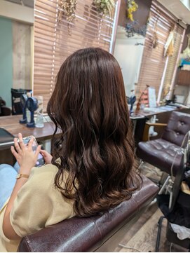 ルアン(Luan) コテ仕上げ×波巻き