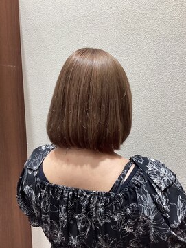 アクセ 大人かわいい透明感チョコレートベージュツヤ感ロブ20代30代40代