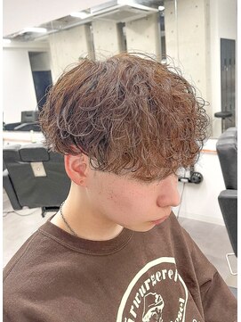 レボ 片町店(Revo) ブラウンベースに波巻きスパイラル