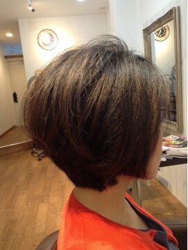 ヘア ルシェ(hair ruscha) 【ヘアルシェ】大人３０、40代おすすめ♪前下がりショート♪
