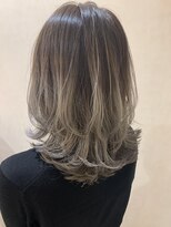 レーブバイファースト(reve by first)&nbsp;グレージュグラデーション