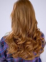 ダマーニ 表参道(DAMANI)&nbsp;グラマラスカールスタイル。女性らしい柔らかな印象に