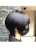 【ショート×ネイビーパープル】担当 中野レオ