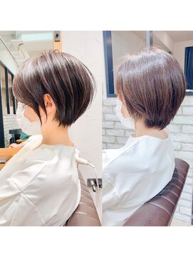 アヴァロン(AVALON) 絶壁解消×白髪ぼかし×40代×前髪長め大人ショートボブ永