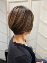 ツムグ 代官山店(TUMUGU) 大人可愛い透明感ショートマッシュボブ白髪ぼかしサンドベージュ