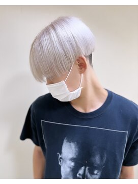 カリーナ(CARINA) ホワイトカラー/パールホワイト