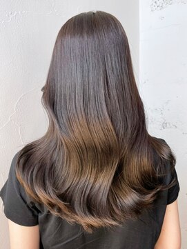 アイティーバイアルバム 下北沢店(IT by ALBUM) くびれヘア_チェリーブラウンフェミニンロング_ba405681