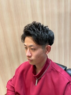 スカイ 大手町プレイス店 アップバング無造作<理容室>