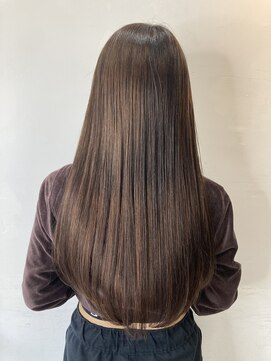 フツーロ 栄(FUTURO) 髪質改善ストレート