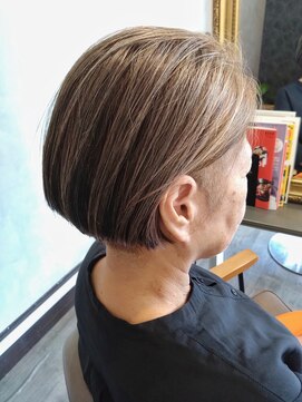 ハイトーン白髪ぼかし