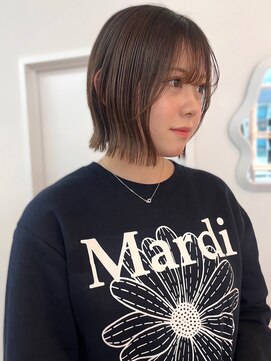 パーク 福岡天神西通り店(parc) 外ハネボブ ミニボブ 切りっぱなしボブ 顔周りカット 艶髪 20代