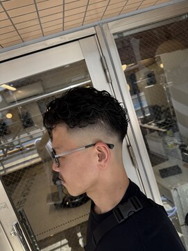 ザチョップショップ キチジョウジ(THE CHOP SHOP KICHIJOJI) フェードカット スキンフェード 吉祥寺バーバー メンズパーマ