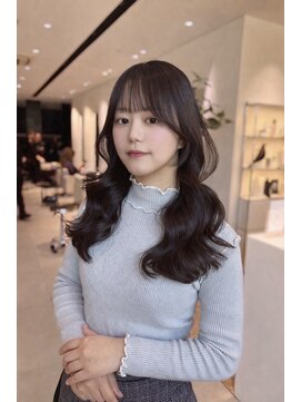 ステア ケース(stair case) 韓国レイヤーカット顔まわり前髪カットブラウンカラー