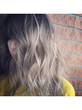 ルシエル(Luxiel) balayage style
