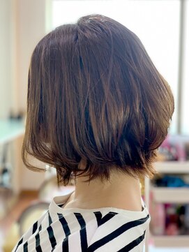 アークスヘアー オレンジべージュ★スタイリング簡単♪無造作カールショート