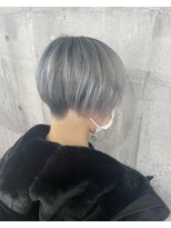 アンダーバーホワイト 浜松店(_WHITE) シルバーヘア M