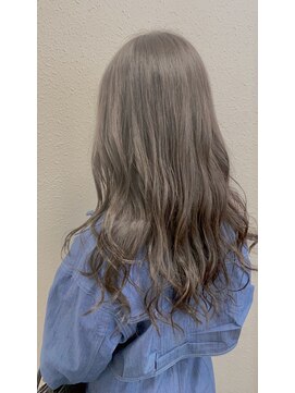 ジェナ(Jena) 柔らかアッシュベージュ