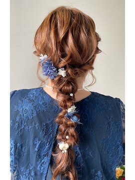 ホワイトルーム(White Room) 編みおろし low pony