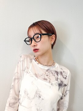 メモリーズ 銀座(Memories) マッシュショート/ハイトーンショート/耳掛けショート