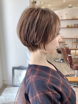 アルトル 池袋(altru) 大人かわいいナチュラルショートボブ耳かけ