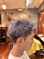 キーマン(KEYMAN)&nbsp;ホワイトシルバー / スパイキーショート