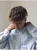 スペインカール　【ツイストスパイラル　センターパート】