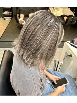 ブレンド 渋谷(BLend) ハイライトブルージュマチルダボブインナーグレージュ前髪