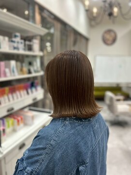 ヘアーワークス ボナ(HAIR WORKS bona.) こなれ感プラス◎アッシュブラウンでつくる今っぽ外ハネボブ