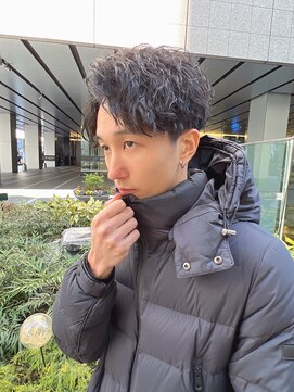 イズ(iss) ツイストスパイラルパーマ