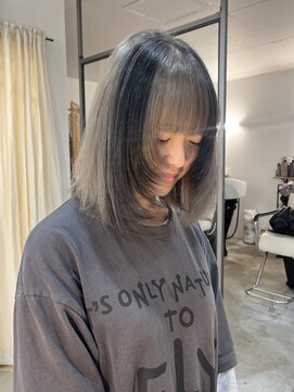 カルテ(QUARTE) グレージュ　ローライト