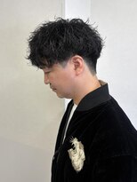 リア(Lia by KENJE)&nbsp;あまり派手すぎないゆるふわシャドウパーマ