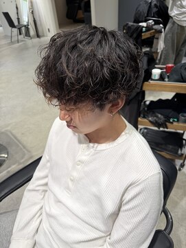 ハイプ(HYPE) フェザーパーマ/センターパート/シャドウパーマ/眉毛