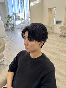 ロンド ラマ 岐阜(Lond bla-ma) センターパート×ニュアンスパーマ【Lond伊藤メンズ】