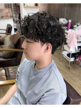 オムファミーユラグ(homme, famille raugh) シャドウパーマ