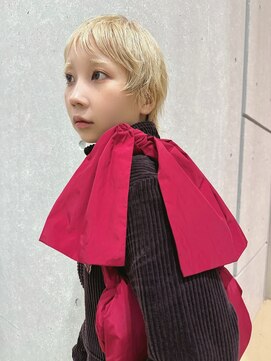 キャロルガーデンズ ボコカ 表参道(Carroll Gardens bococa) ブロンドピクシーショート｜ショートバング