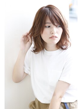 イグレックビス(igrek bis) ミディアムボブ