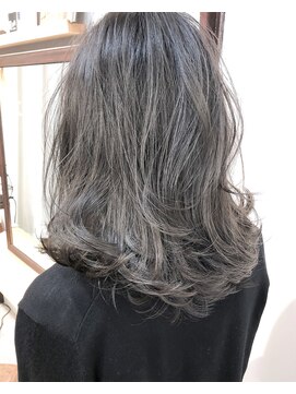 ヘアーアンドアトリエ マール(Hair&Atelier Marl) 【Marl】ハイライト入りグレージュカラー♪