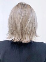 アルバム 新宿(ALBUM SHINJUKU)&nbsp;ミルクティーグレージュ_耳かけウェーブパーマ_ba296022