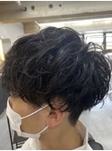 毛先にワンカールなラフパーマ 担当:高木穣