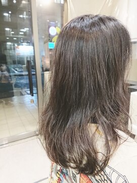 エイチ エアー ダヴ H air DAV調布北口 白髪ぼかしハイライト+グレージュカラー