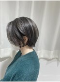 ショートボブ×コントラストハイライト