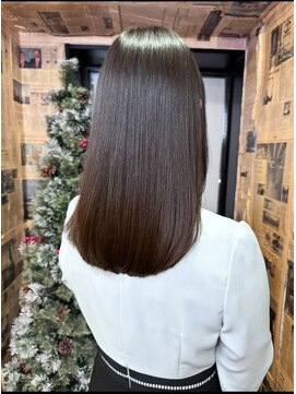 シック(Chic) ミルクティーアッシュミルクベージュハイトーンカラーうる艶髪