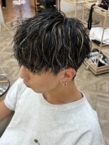 ラヴィズム 名駅店(LUVISM)&nbsp;名古屋/メンズカット/メンズパーマ/眉毛/ツイスパ/メッシュ