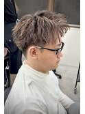 【派手髪】金メッシュツイスパ