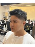 ベリーショート　アップバング