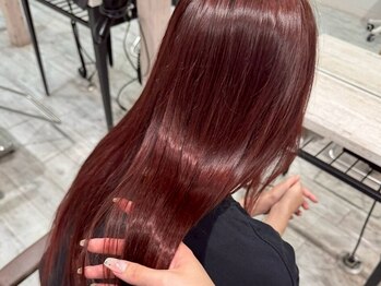 ユーナゴヤ(u nagoya)の写真/【似合わせカット+カラー+髪質改善¥12,800】ダメージをケアしながら時短も叶う新感覚髪質改善！