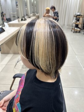 アッシュ 高幡不動店(Ash) ショートウルフデザインカラーローライトハイライトカット無し可